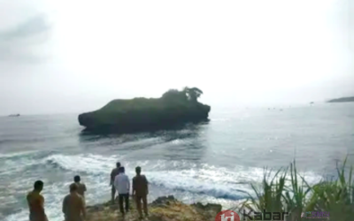 Libur Akhir Tahun Ke Pantai Congot Ndaki Pacitan,Cocok Bagi Pengemar Rock Fiashing